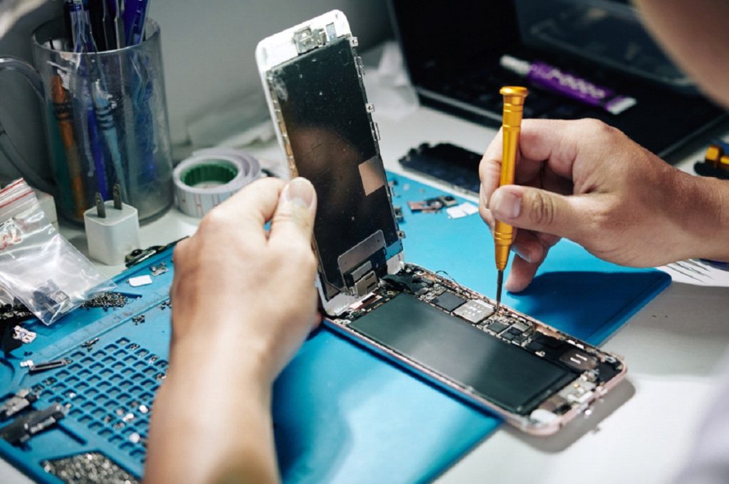 İzmir Telefon Tamir Çalışma Sistemi